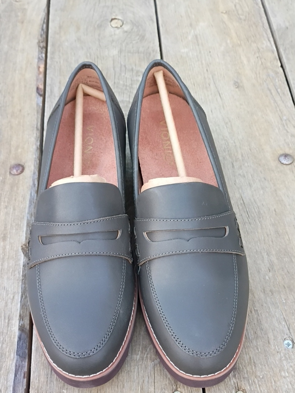 Vionic Cheryl II Women's Penny Loafers  Dark Gray Size 9.5